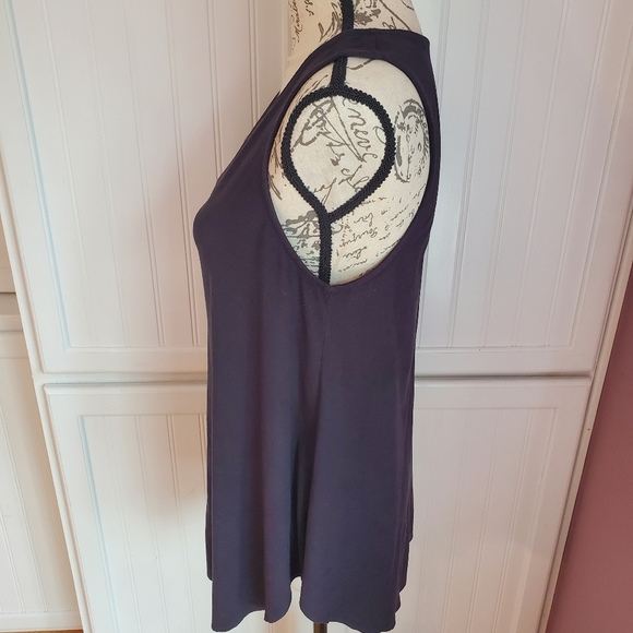 Adorable Super Soft Faux Suede Top Size M - Picture 3 of 8